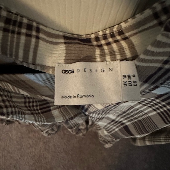 ASOS Women’s patterned mini dress w/ cinch belt 🖤 - Picture 4 of 8